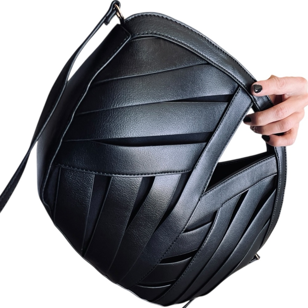 ANTHROPOLOGIE Black Structured Woven Basket Bag Crossbody or Handbag OS - Picture 9 of 13